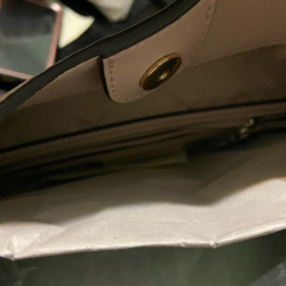 Light Pink Michael Kors handbag - Picture 5 of 7